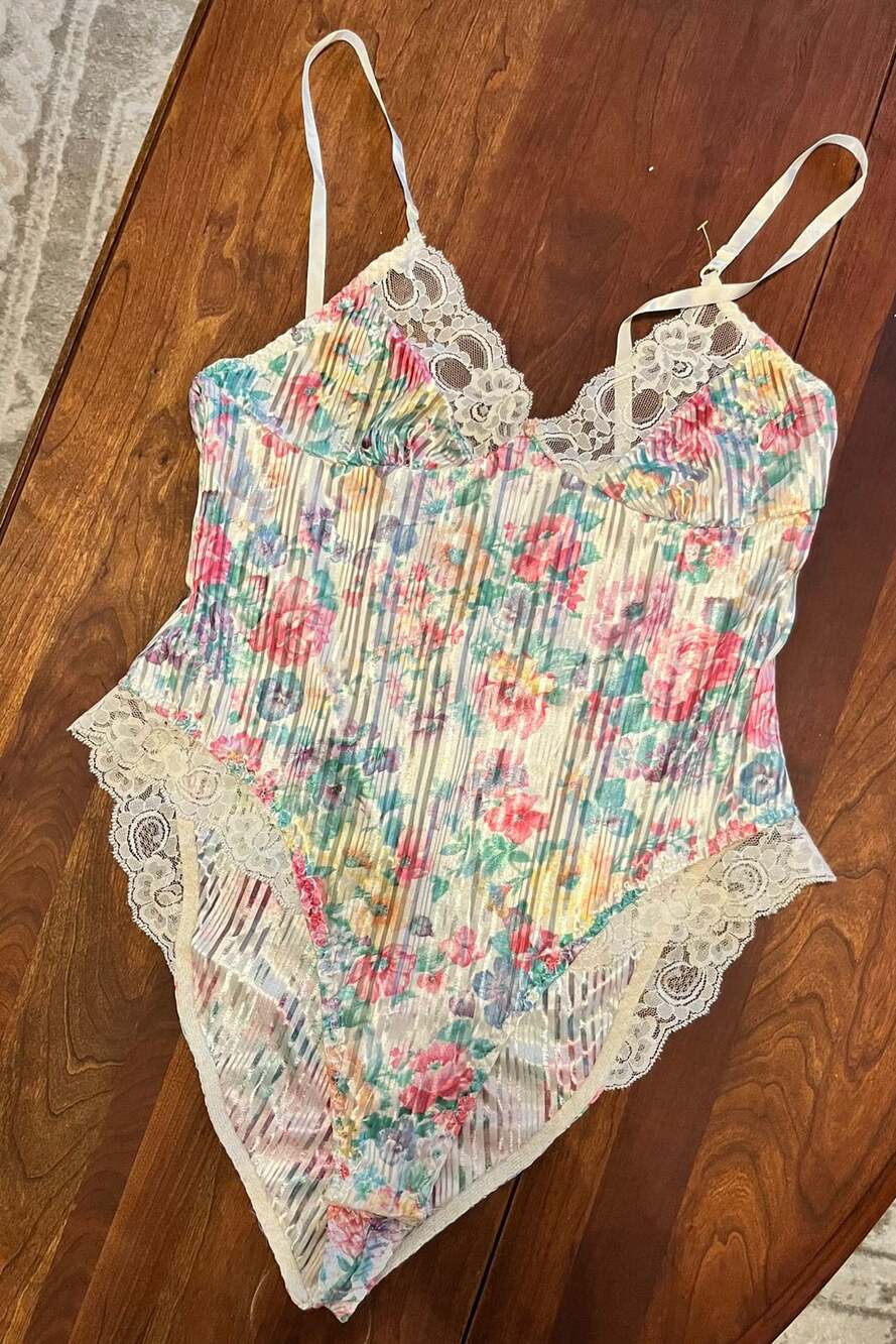 Ashley Taylor Vintage 80s 90s Pastel Floral Pleated Satin Lace Teddy Bodysuit